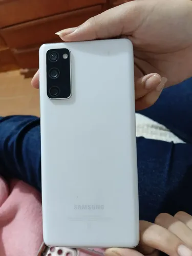 Celular Samsung S20 FE Branco