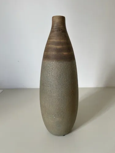Vaso em cerâmica - alto - decoração 