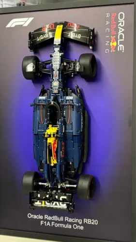 Réplicas Fórmula 1 em Blocos - Ferrari, Red Bull e Mercedes