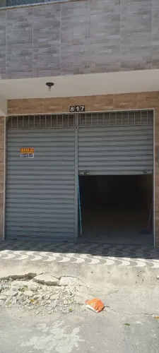 Alugo ponto comercial de frete a UPA do Autran Nunes