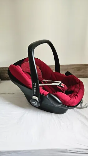 BEBÊ CONFORTO MAXI COSI PEBBLE