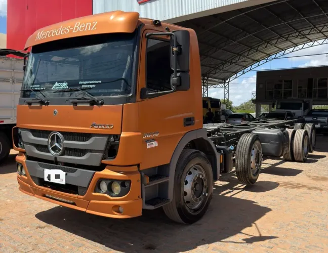 MERCEDES BENS ATEGO 3030 - 8x2 - 2022