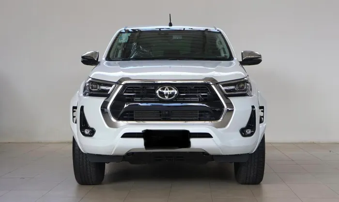 Toyota Hilux CD SRX Plus 4X4 2.8 TDI Die. Aut. 2025