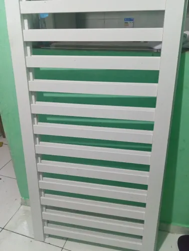 Vendo um berço de bebê