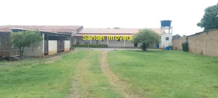 Chácara para locação em Salto de Pirapora-SP, Jd Eldorado: 3 quartos, 2 banheiros, 9 vagas