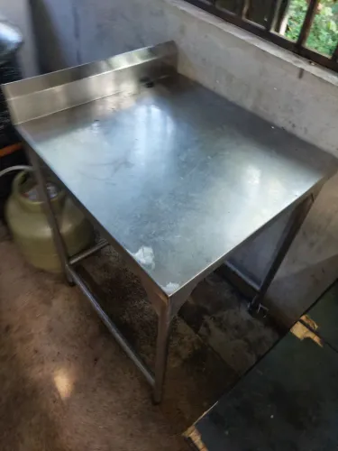 Mesa em inox