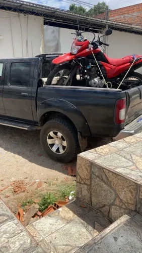 Nissan Frontier SE Serrana CD 4X4 2.8 TB Dies 2006