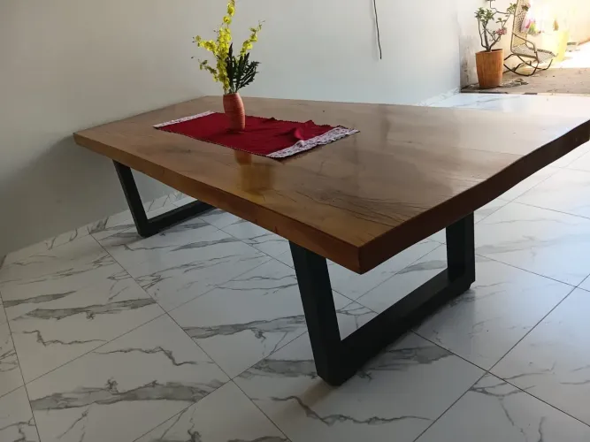 Vendo mesa para área externa