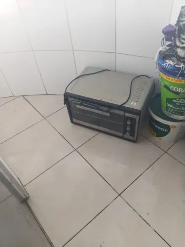 VENDO UM FORNINHO ELÉTRICO,  SEMI NOVO,  PERFEITO, ESTADO