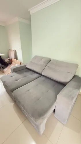 Sofá retrátil usado em perfeito estado