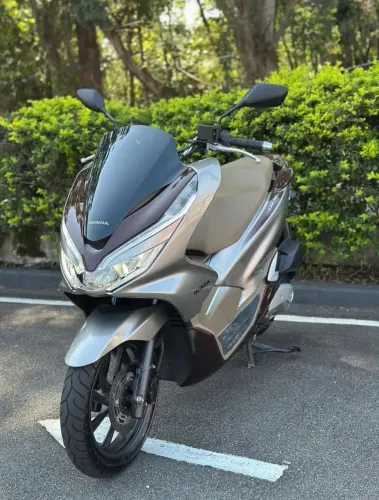 Pcx 150 Dlx cinza