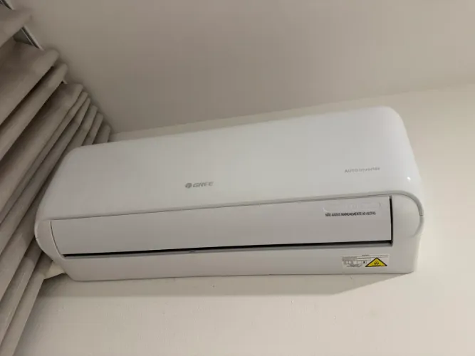 Ar-Condicionado Split Inverter 9000 BTUs Gree. 1 mês de uso, nota fiscal