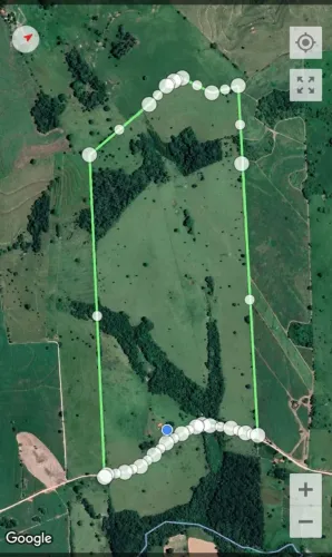 vendo um lindo sitio barato em Iacanga SP para vender rapido 149.556 m2