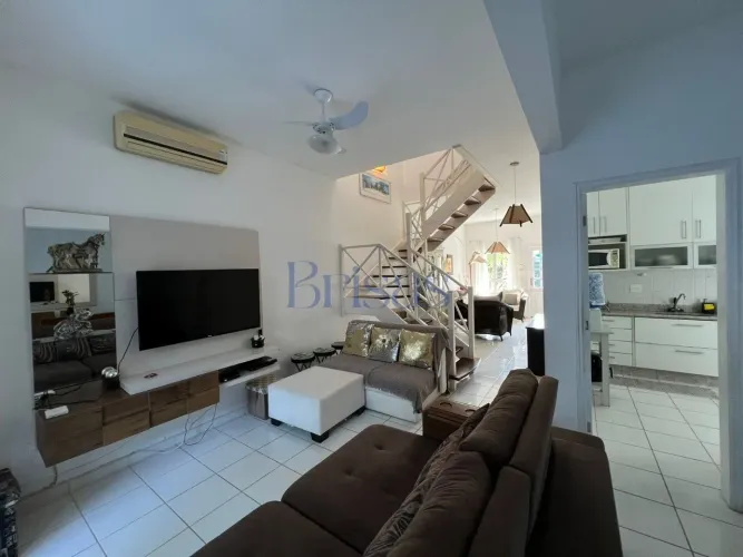 CASA RESIDENCIAL em SÃO SEBASTIÃO - SP, MARESIAS