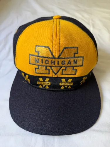 Boné vintage Michigan Wolverines