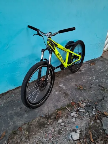 Bicicleta Aro 26 nova