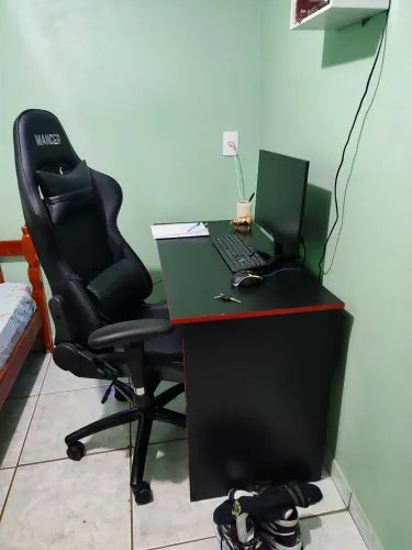 Cadeira e mesa gamer urgente