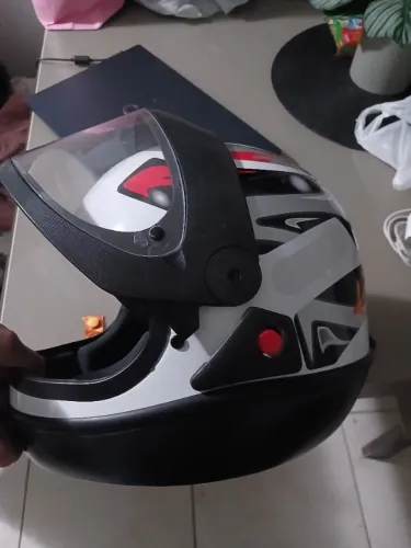 Capacete zero