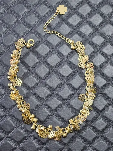 Tornozeleira cheia de pingentes banhada a ouro