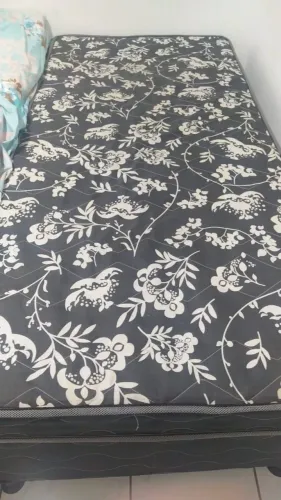 Cama de solteiro