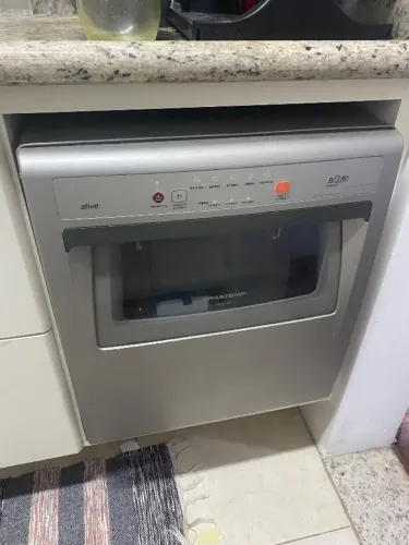 Máquina de lavar prato