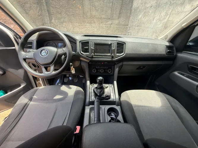 AMAROK 2019 baixa km apenas 71 mil reais contato *