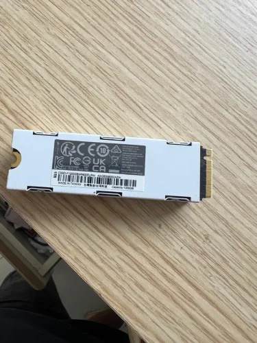 SSD Corsair mp600