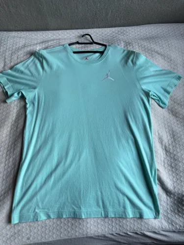 Camiseta Jordan verde esmeralda