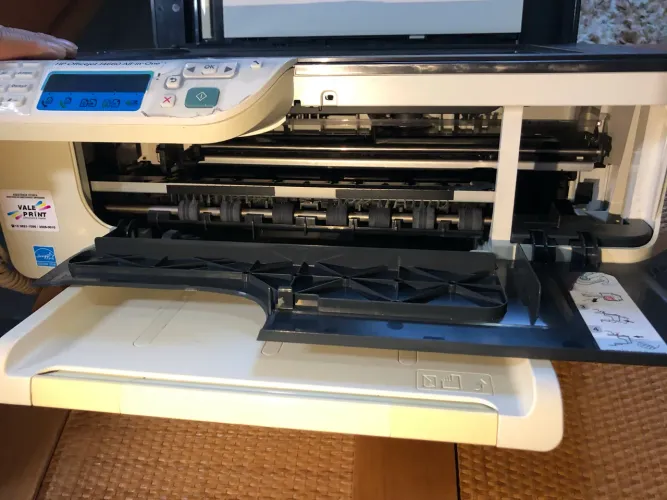 Impressora HPJ officejet multifuncional
