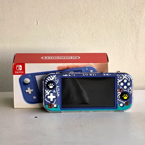 Nintendo Switch Lite + 256 GB SD - ÓTIMO - OPORTUNIDADE 