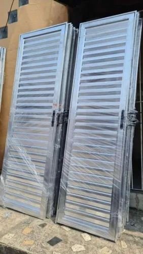 Porta Veneziana em Alumínio COMPLETA - Pronta Entrega | Branco ou Prata
