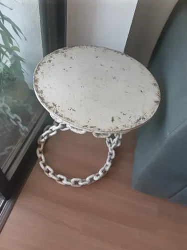 mesa de ferro maciço