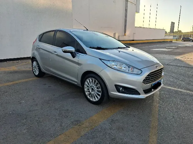 Ford Fiesta Tit./tit.plus 1.6 16V Flex Aut. 2015