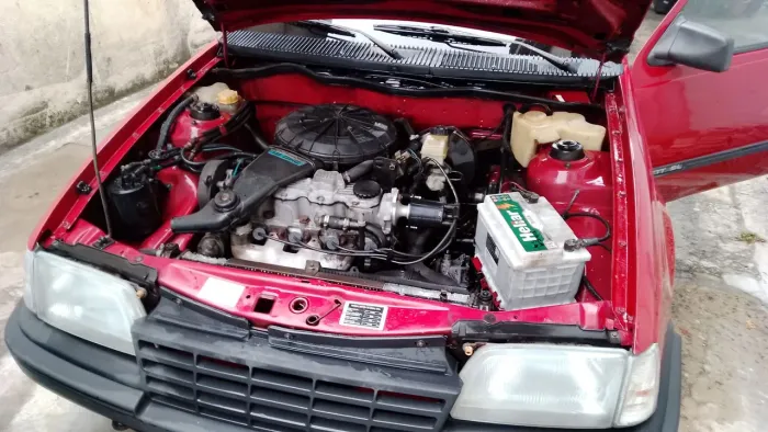 Chevrolet Kadett GLS 1.8 EFI / Sl/e 1.8 (álcool) 1993