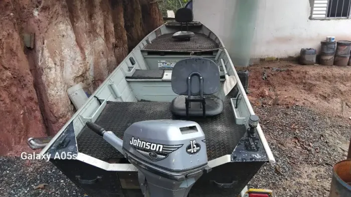 Barco com carretinha 2022