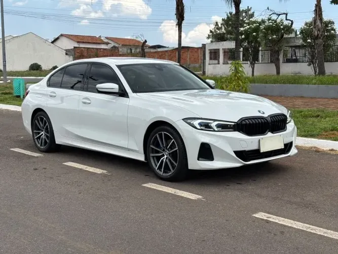 BMW 320I A Modern/sport TB 2.0/a.flex 16V 4P 2023