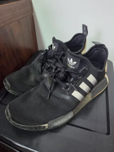 Tênis Adidas NMD R1