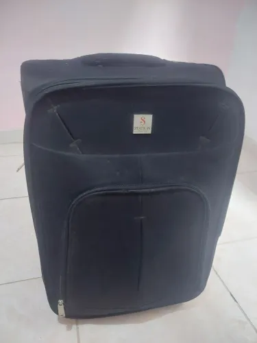 Vende-se Mala de Viagem Tamanho Médio