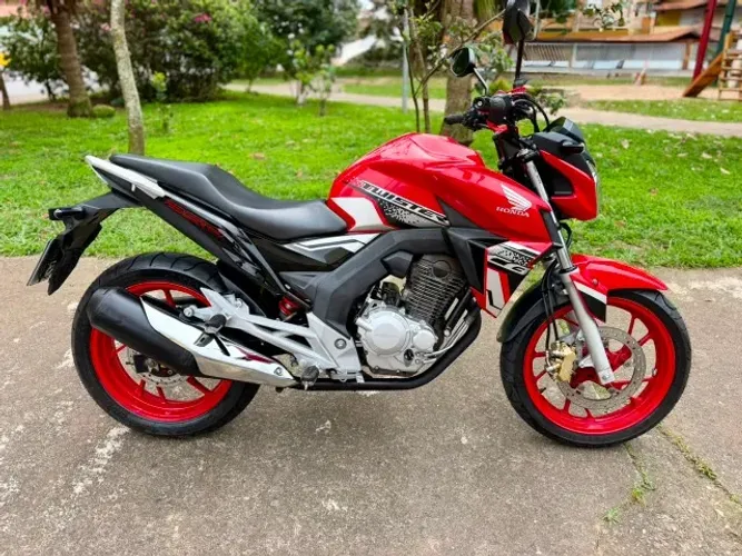 HONDA CB250F TWISTER 2021