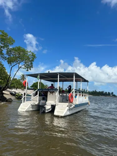 Catamarã em perfeito estado