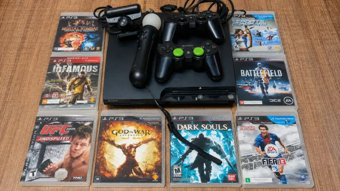 PlayStation 3 Slim 500 GB + Kit move + 8 Jogos Originais (desbloqueio ativo)