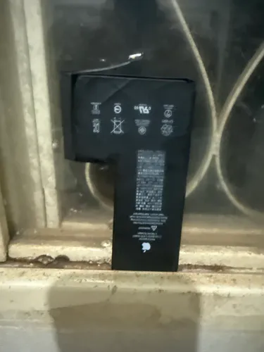 Bateria original iPhone 11 Pro Max 89% saúde