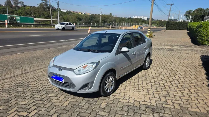 Ford Fiesta Sed. 1.6 8V Flex 4P 2011