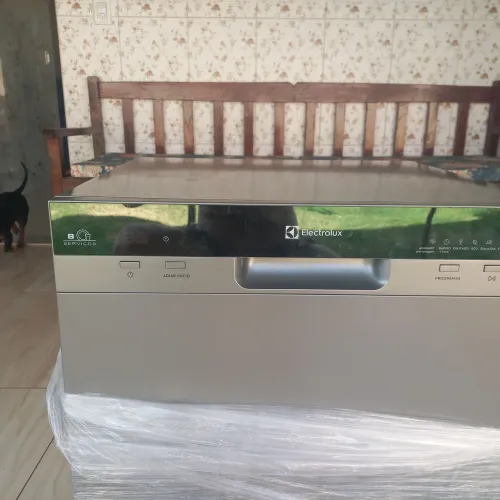 LAVADORA DE LOUÇA ELECTROLUX 8 SERVIÇOS COM DEFEITO NO MOTOR