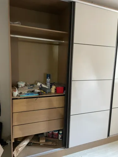 Guarda roupa 3 portas +comoda