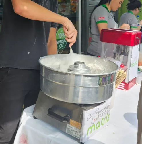 Algodão doce e pipoca 