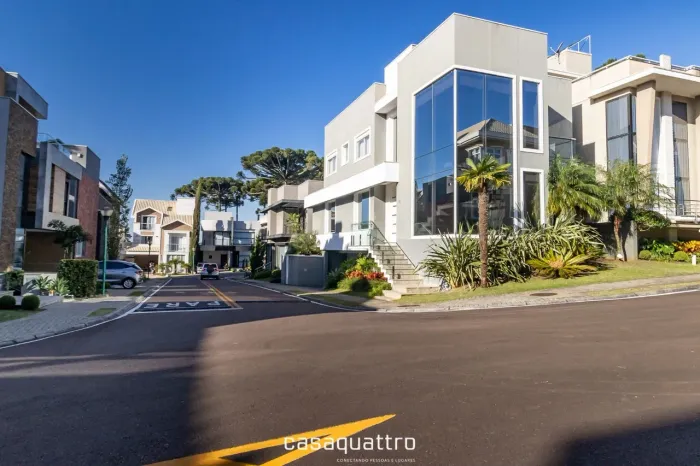 Casa com 3 dormitórios para alugar, 326 m² por R$ 14.775,00/mês - Boqueirão - Curitiba/PR