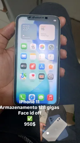 iPhone 11
