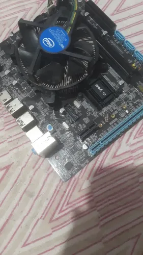 1151 i37100 4giga ddr4