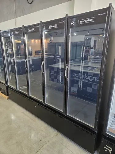 refrigerador expositor 5 portas de bebidas e frios preto - novo